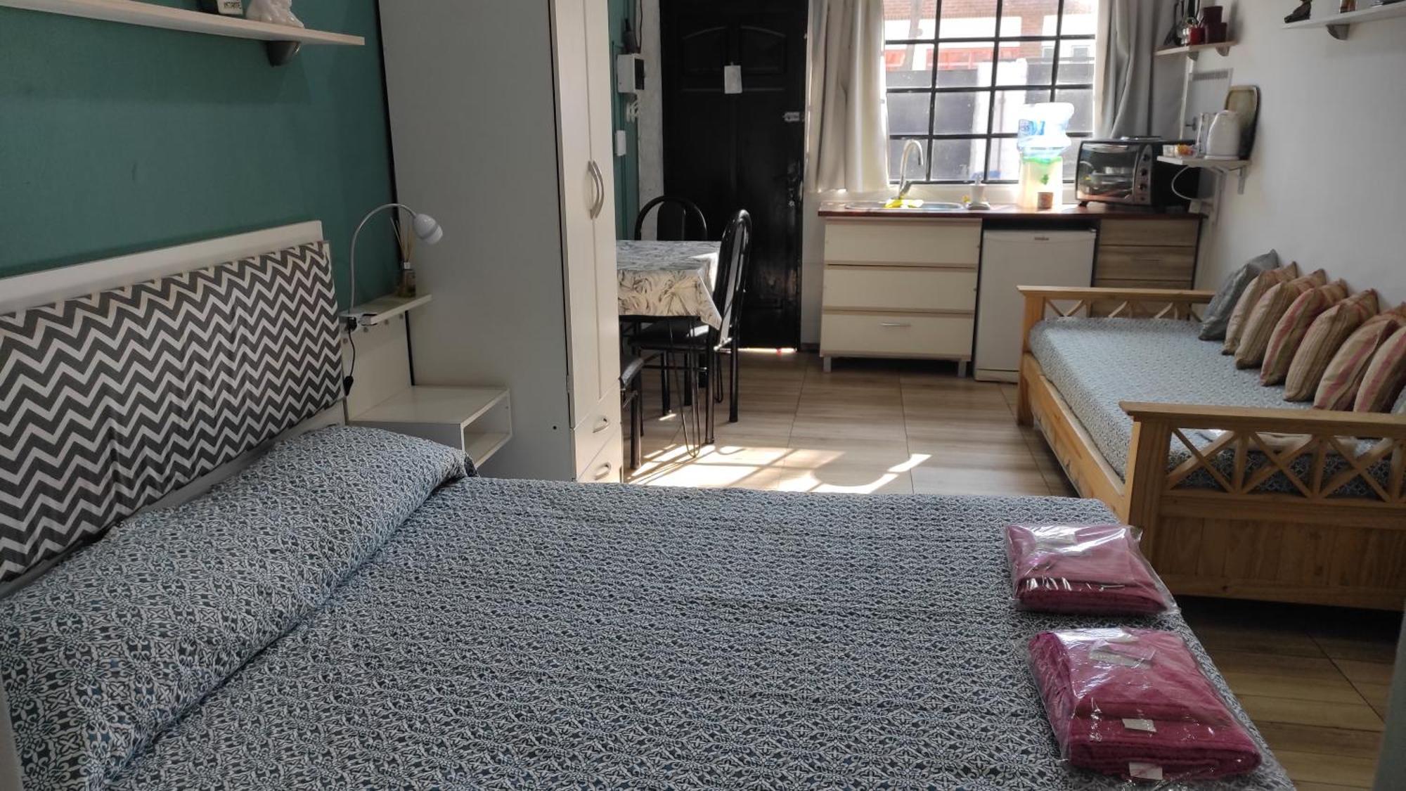 Ezeiza 2 Monoambiente Privado A 15 Minutos Del Aeropuerto Opcional Tranfer Desde Y Hacia El Aeropuerto De Ezeiza Las 24 Horas Pet Friendly Ngoại thất bức ảnh