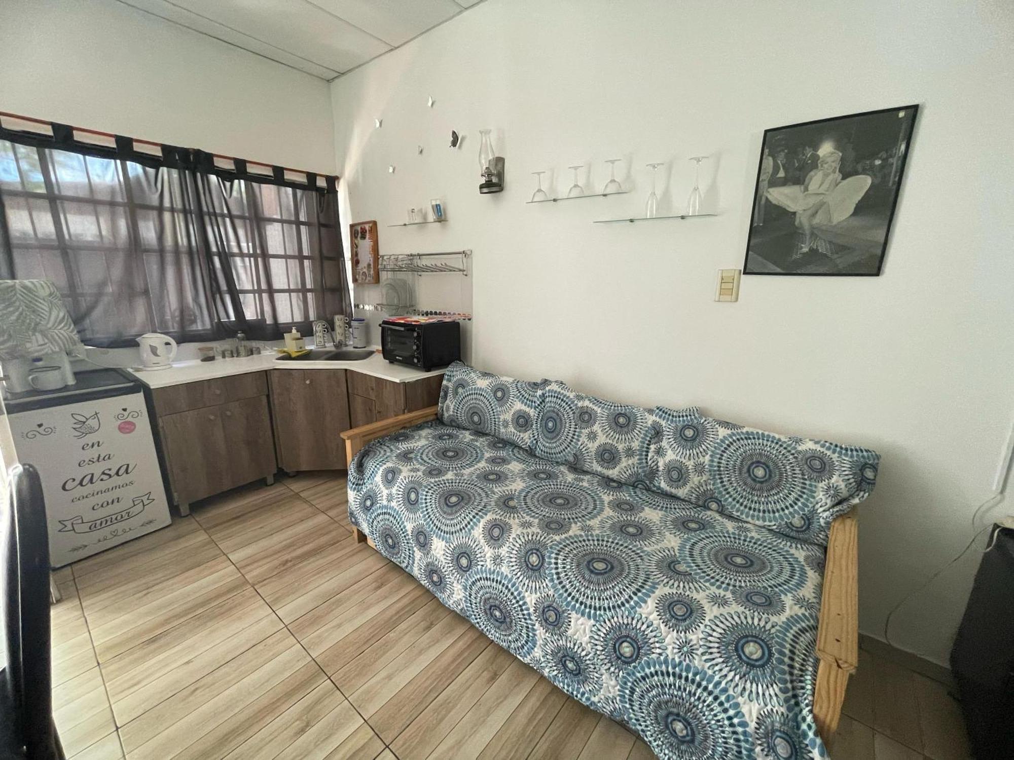 Ezeiza 2 Monoambiente Privado A 15 Minutos Del Aeropuerto Opcional Tranfer Desde Y Hacia El Aeropuerto De Ezeiza Las 24 Horas Pet Friendly Ngoại thất bức ảnh